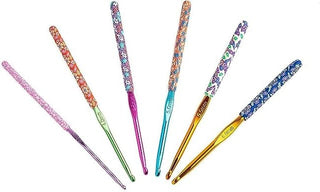 The Quilted Bear Floral Crochet Hooks (3.5mm Hook)