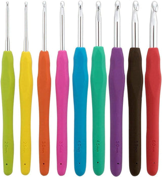 The Quilted Bear 9 Piece Ergonomic Crochet Hook Set (2mm-6mm)