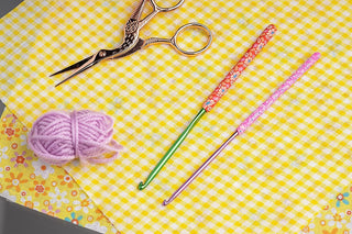 The Quilted Bear Floral Crochet Hooks (9mm Hook)