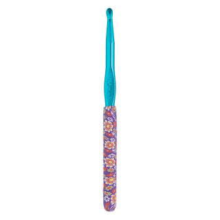 The Quilted Bear Floral Crochet Hooks (7mm Hook)
