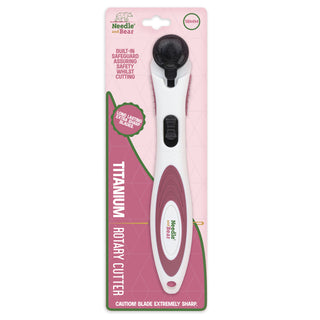 Needle and Bear Ergonomic Soft Grip Rotary Cutter (18mm)