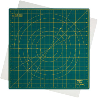 Needle and Bear Rotating Cutting Mat 18'' x 18'' (Green)
