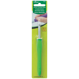 Clover Amour Crochet Hook (Various Sizes)